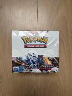 Pokemon Astral Radiance Booster Box, Ophalen of Verzenden, Zo goed als nieuw, Boosterbox