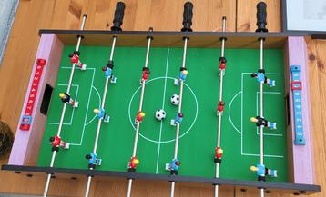 Voetbal tafel beschikbaar voor biedingen