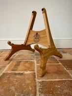 Handgemaakte, gepersonaliseerde gitaarstandaard, eikenhout, Muziek en Instrumenten, Snaarinstrumenten | Gitaren | Akoestisch, Ophalen of Verzenden