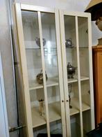 Vitrinekast met 2 deuren - Past in elk interieur!, Ophalen of Verzenden