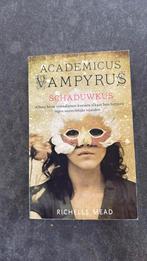 Richelle Mead - Schaduwkus, Ophalen of Verzenden, Zo goed als nieuw, Richelle Mead
