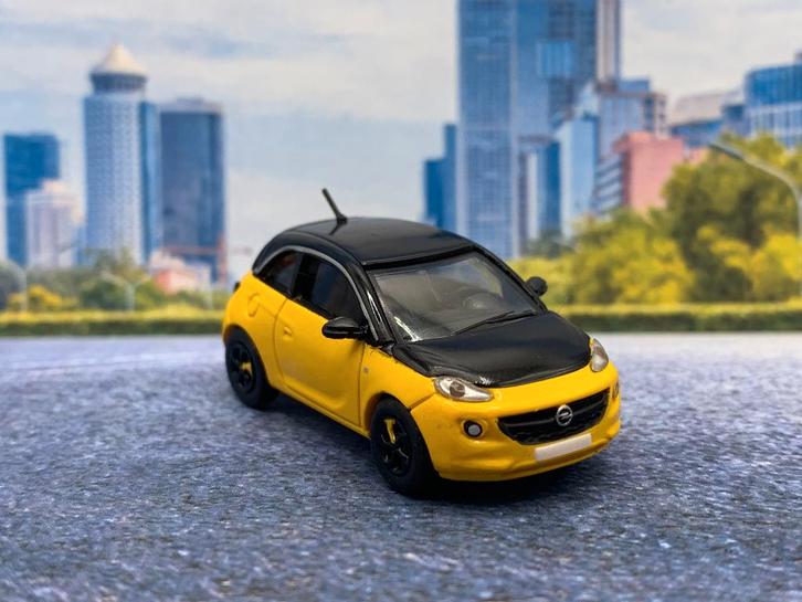 Opel Adam, Hobby en Vrije tijd, Modelauto's | 1:87, Zo goed als nieuw, Auto, Brekina, Ophalen of Verzenden