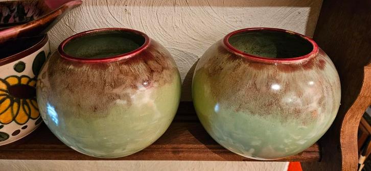 Set van twee prachtige vintage bolvazen, Antiek en Kunst, Antiek | Vazen, Ophalen of Verzenden