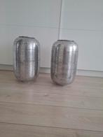 2x vazen te koop aangeboden, Ophalen, Overige materialen, Overige kleuren, 50 tot 75 cm