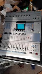 Tascam DM-3200, Ophalen of Verzenden, Zo goed als nieuw, 20 kanalen of meer