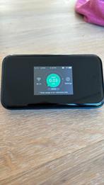 Mifi router 5 G. ZTE MU5001 .donkerblauw/zwart .1x gebruikt, Ophalen of Verzenden, Zo goed als nieuw, Router
