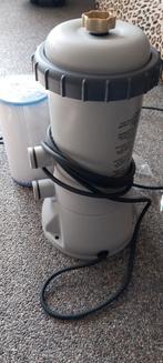 Intex Krystal Clear zwembadpomp 638G + 2 filters, Ophalen, Gebruikt, Zwembadpomp