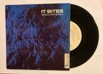 Vinyl single It Bites - Whole New World, Gebruikt, 7 inch, Single, Ophalen of Verzenden