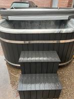 Hottub vierkant - full option - wpc kunstof - acryl kuip, Tuin en Terras, Ophalen, Fastfair, 7921 ae, Zo goed als nieuw