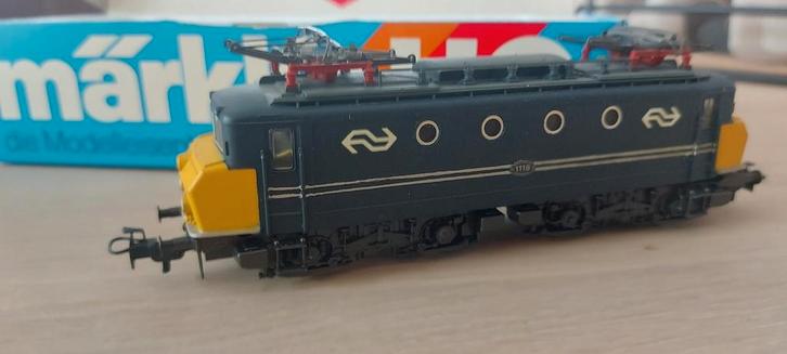Märklin NS 1118 e-loc artnr 3327 in ovp, Hobby en Vrije tijd, Modeltreinen | H0, Zo goed als nieuw, Locomotief, Wisselstroom, Märklin