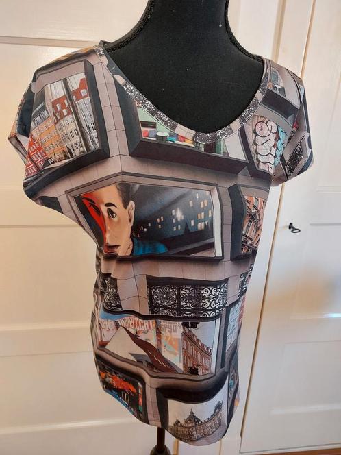 Nieuw shirt met leuke print van Dividere, Kleding | Dames, T-shirts, Nieuw, Maat 42/44 (L), Korte mouw, Ophalen of Verzenden
