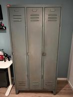 Industriële vintage lockerkast (gebruikt als kledingkast), Huis en Inrichting, Ophalen, Gebruikt, Vintage