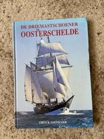 boek de driemasterschoener Oosterschelde, Ophalen of Verzenden, Gelezen, Frits R. Loomeijer, Watersport en Hengelsport