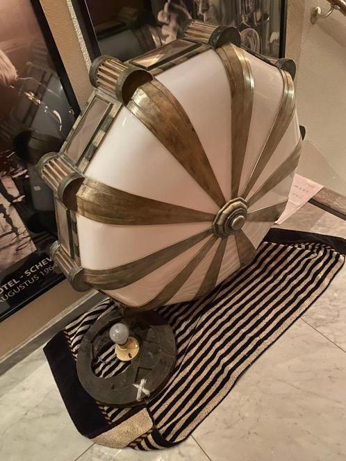 Art Deco grote lamp antiek, Antiek en Kunst, Antiek | Lampen, Ophalen