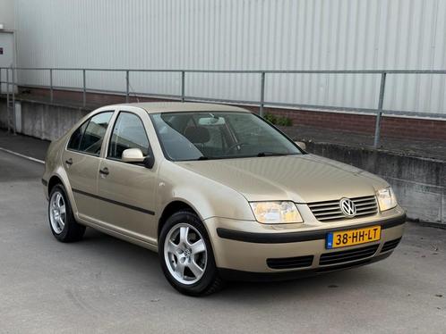 Volkswagen Bora 1.6-16V 4x NWAllseason II NWE APK, Auto's, Volkswagen, Bedrijf, Bora, ABS, Airbags, Airconditioning, Boordcomputer