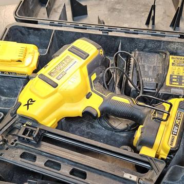 DeWalt DCN660D2 18V XR afwerktacker beschikbaar voor biedingen