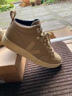 Veja sneakers dames suede beige maat 39 in zeer goede staat, Kleding | Dames, Schoenen, Beige, Veja, Ophalen of Verzenden, Sneakers of Gympen