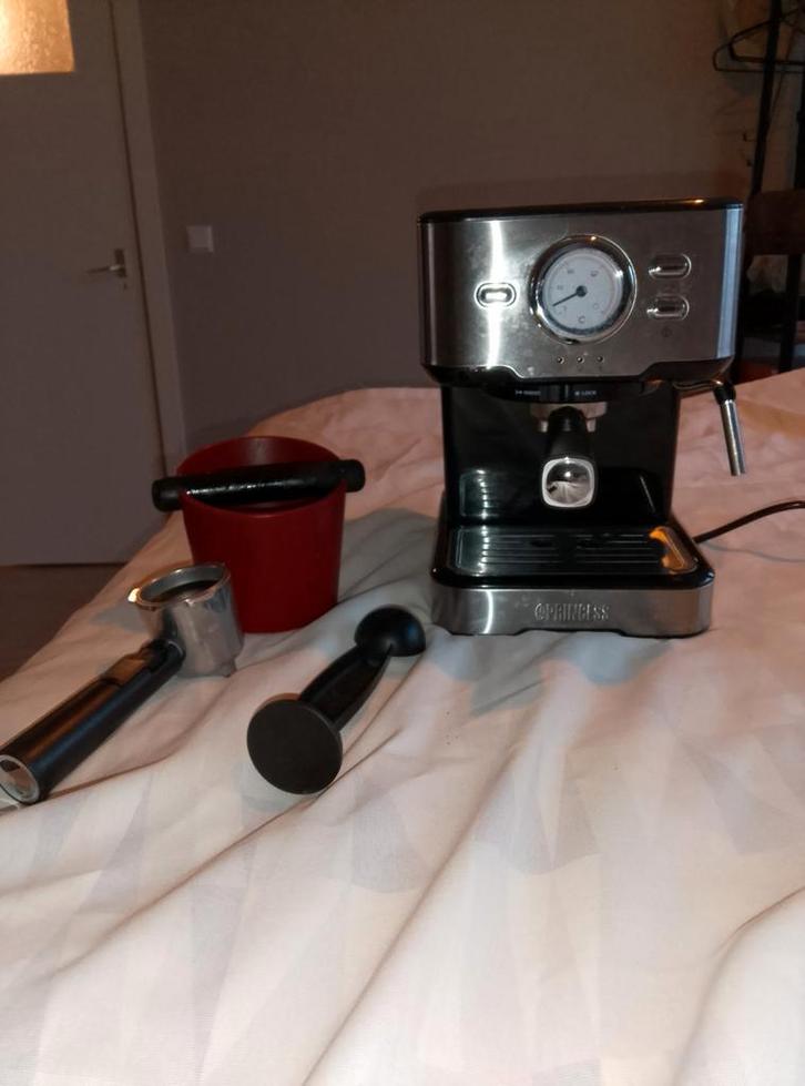 Princess Koffiemachine + Afklopbak, Witgoed en Apparatuur, Koffiezetapparaten, Ophalen
