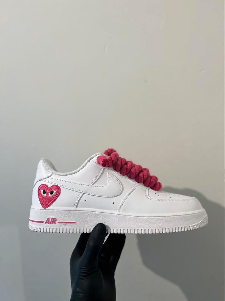 Nike x Comme des Garçons PLAY Air Force 1 – Limited Edition, Kleding | Heren, Schoenen, Nieuw, Sneakers of Gympen, Wit, Ophalen of Verzenden