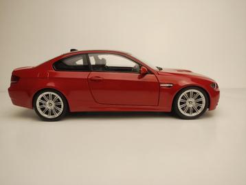 Kyosho 1/18 BMW M3 E92 Dealer Edition Melbourne Red beschikbaar voor biedingen