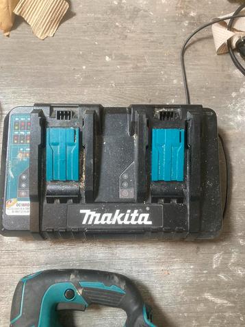 Makita dc-18rd oplader beschikbaar voor biedingen