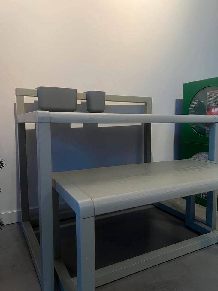 Ferm living Little Architect kinder bureau met bankje, Kinderen en Baby's, Kinderkamer | Tafels en Stoelen, Zo goed als nieuw