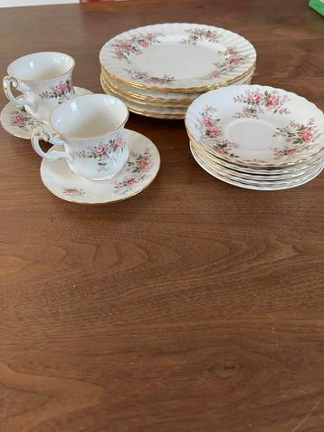 Royal albert servies los beschikbaar voor biedingen