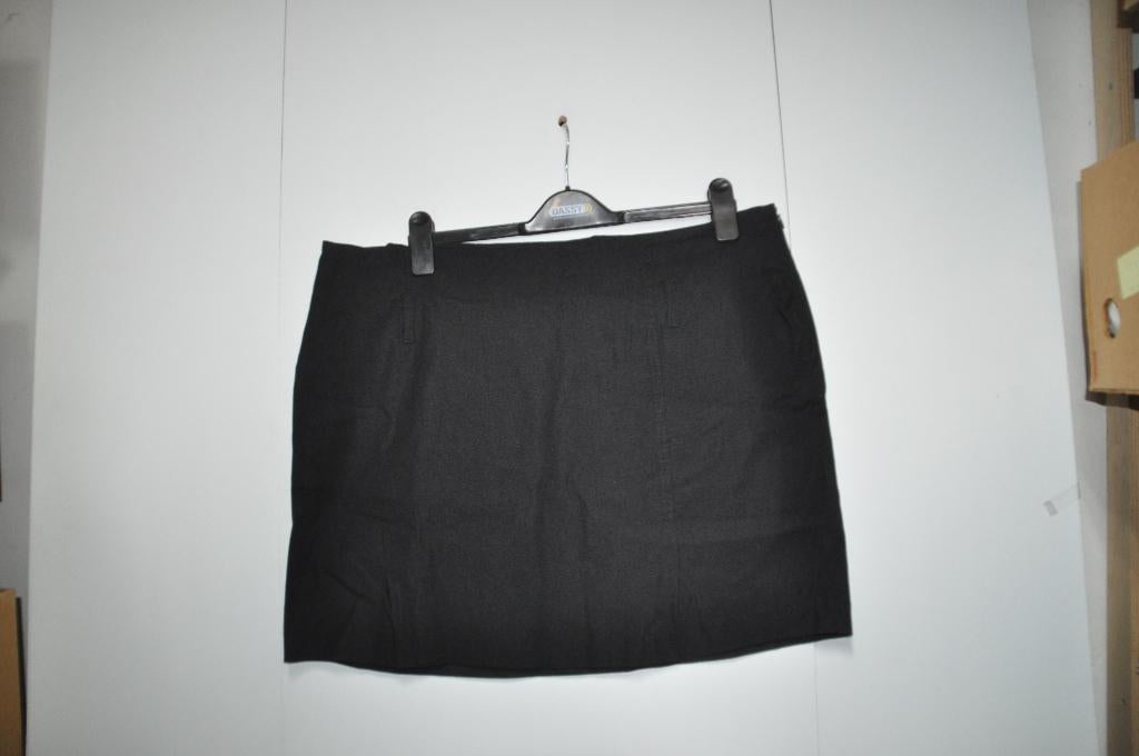 L53L Stretch Rok Zwart maat 46, Ophalen of Verzenden, Zo goed als nieuw, Zwart, Rok