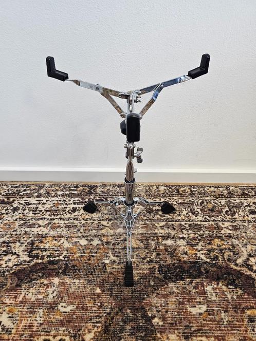 Tama HS40WN Snare Stand | Traploos | Snarestand | Standaard, Muziek en Instrumenten, Instrumenten | Toebehoren, Zo goed als nieuw