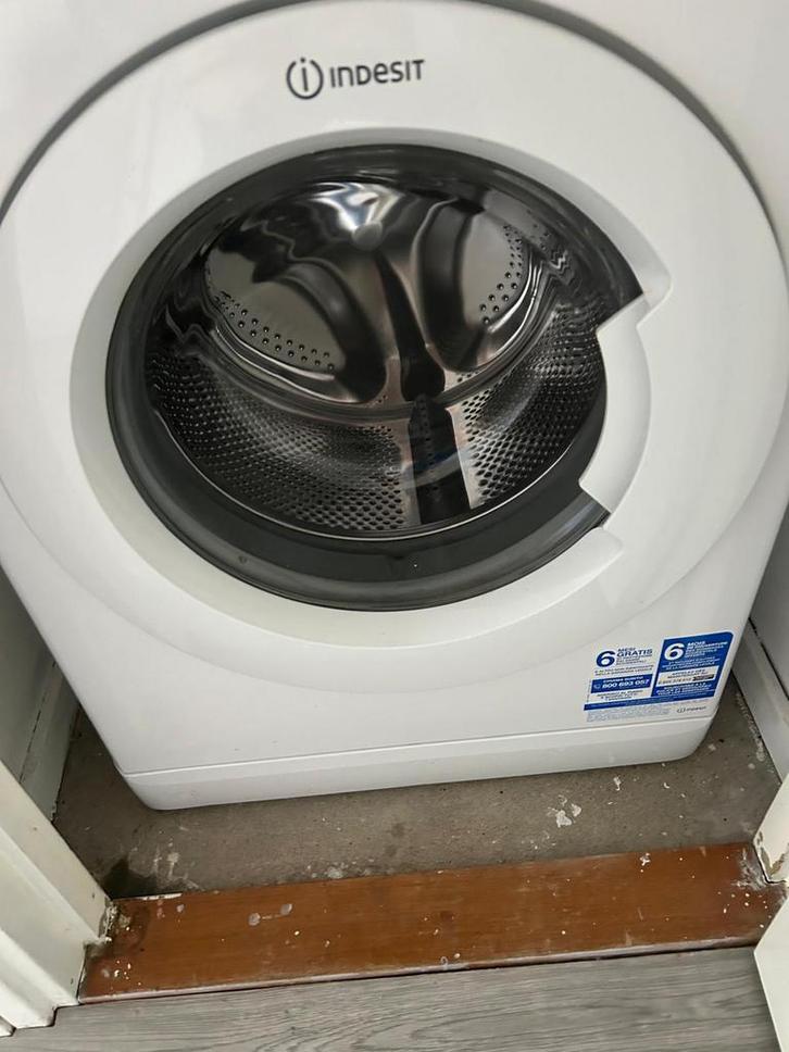 Indesit wasmachine – 7 kg – 1600 toeren – zuinig en stil, Witgoed en Apparatuur, Wasmachines, Zo goed als nieuw, 6 tot 8 kg, Minder dan 85 cm