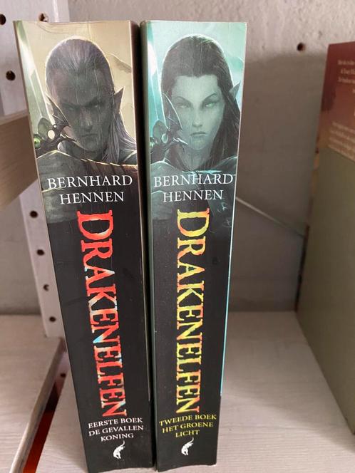 Bernhard Hennen - het groene lucht + De gevallen koning, Boeken, Fantasy, Gelezen, Ophalen of Verzenden