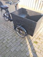 Elektrische bakfiets, Fietsen en Brommers, Fietsen | Bakfietsen, Ophalen of Verzenden, Zo goed als nieuw, 4 kinderen of meer