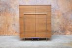 ZGANieuw Bert Plantagie Vision notenhouten design buffetkast, Met deur(en), 200 cm of meer, Design, 150 tot 200 cm
