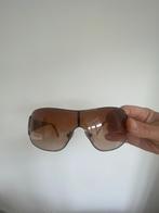 Vogue zonnebril, Ophalen