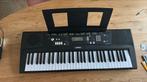 Keyboard Yamaha EZ 220, Muziek en Instrumenten, Keyboards, Ophalen, Zo goed als nieuw, 61 toetsen, Yamaha