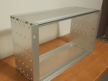 Montage rack te koop beschikbaar voor biedingen