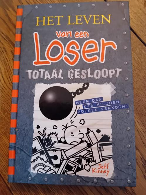 Jeff Kinney - Totaal gesloopt, Boeken, Kinderboeken | Jeugd | 10 tot 12 jaar, Zo goed als nieuw, Ophalen of Verzenden