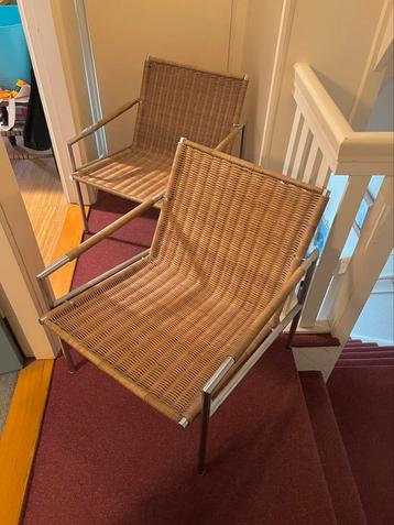 Twee jaren ‘60 stoelen van Martin Visser, vintage