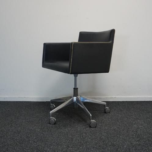 Arper Masai Design Stoelen | Zwart Leer | Verrijdbaar |, Huis en Inrichting, Stoelen, Gebruikt, Vijf, Zes of meer stoelen, Leer