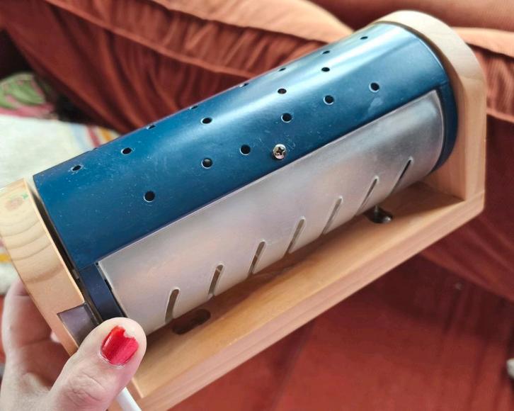 IKEA wandlamp Tassa – hout & blauw metaal – jaren 90 vintage, Huis en Inrichting, Lampen | Overige, Zo goed als nieuw, Ophalen of Verzenden