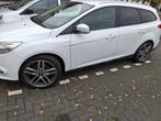 Ford Focus 1.6 Ecoboost 134KW Wagon 2011 Wit, Auto's, 4 cilinders, Wit, Origineel Nederlands, Stationwagon