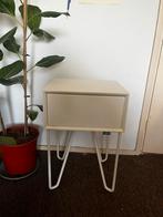 Auping Nachtkastje - Licht Gebruikt, Huis en Inrichting, Slaapkamer | Nachtkastjes, Minder dan 45 cm, Zo goed als nieuw, Hout