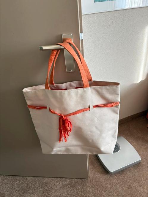 Een leuke vrijgrote gevoerde strandtas, Sieraden, Tassen en Uiterlijk, Tassen | Damestassen, Zo goed als nieuw, Overige typen