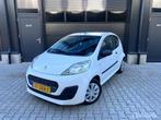 Peugeot 107 1.0 Access Accent Airco Nieuwe APK 01-27 NAP, Auto's, Voorwielaandrijving, Euro 5, Stof, Gebruikt