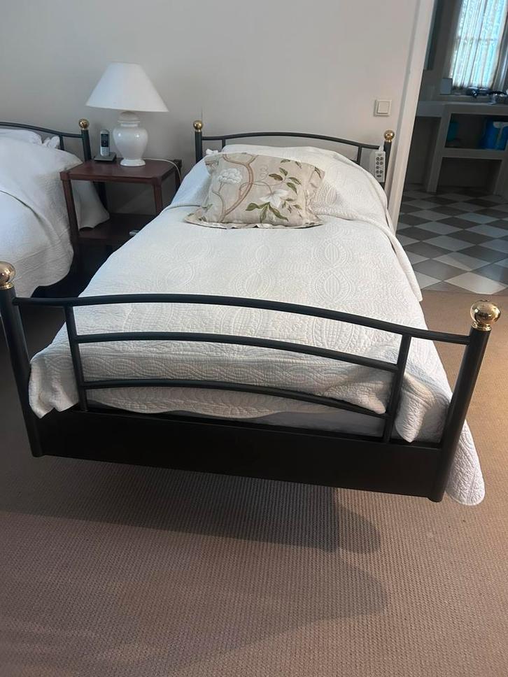 Ophalen in Epse. Twee elektrische bedden (100x200), Huis en Inrichting, Slaapkamer | Bedden, Gebruikt, Tweepersoons, 100 cm, 200 cm