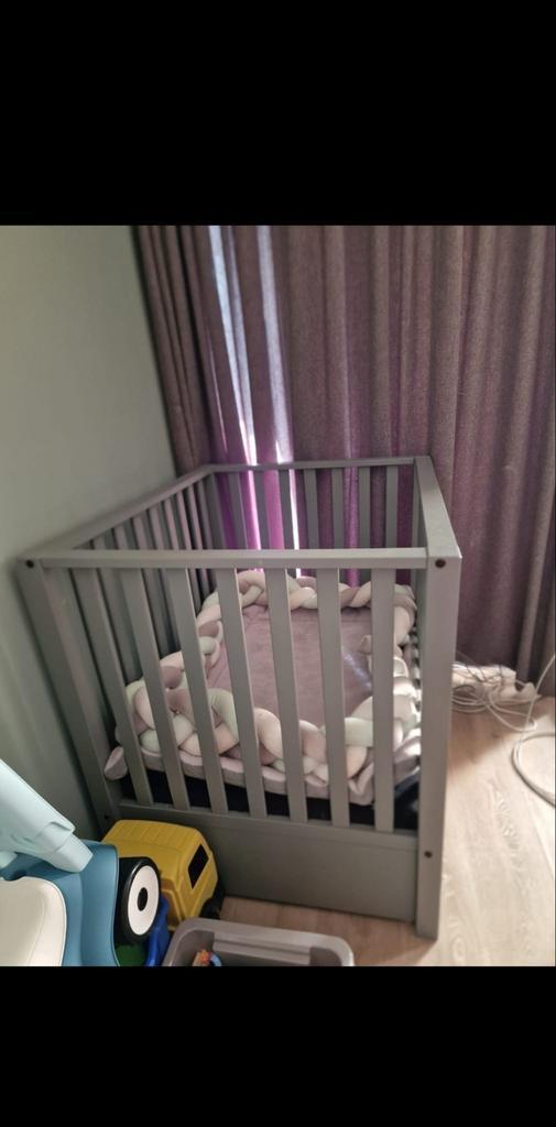 Baby box - Ledikant, Kinderen en Baby's, Babywiegjes en Ledikanten, Zo goed als nieuw, Ledikant, Ophalen