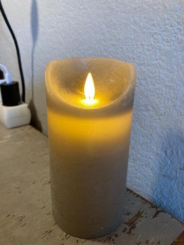 Led kaars Anna’s collection wax stompkaars grijs 15cm timer beschikbaar voor biedingen