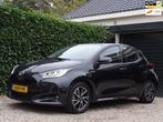Toyota Yaris 1.5 Hybrid First Edition, Gebruikt, Euro 6, Zwart, Bedrijf