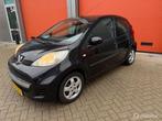 Peugeot 107 1.0-12V Black & Silver 5 DRS KM NAP APK 01-2027, Auto's, Voorwielaandrijving, Euro 5, Gebruikt, Zwart