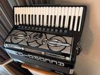 Accordiola Super Manon, Muziek en Instrumenten, Accordeons, Overige merken, Gebruikt, Met riemen, 120-bas